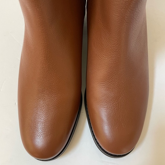 Like NEW Cole Hann Addie Zippered Booties Size 8.5 - Picture 4 of 14